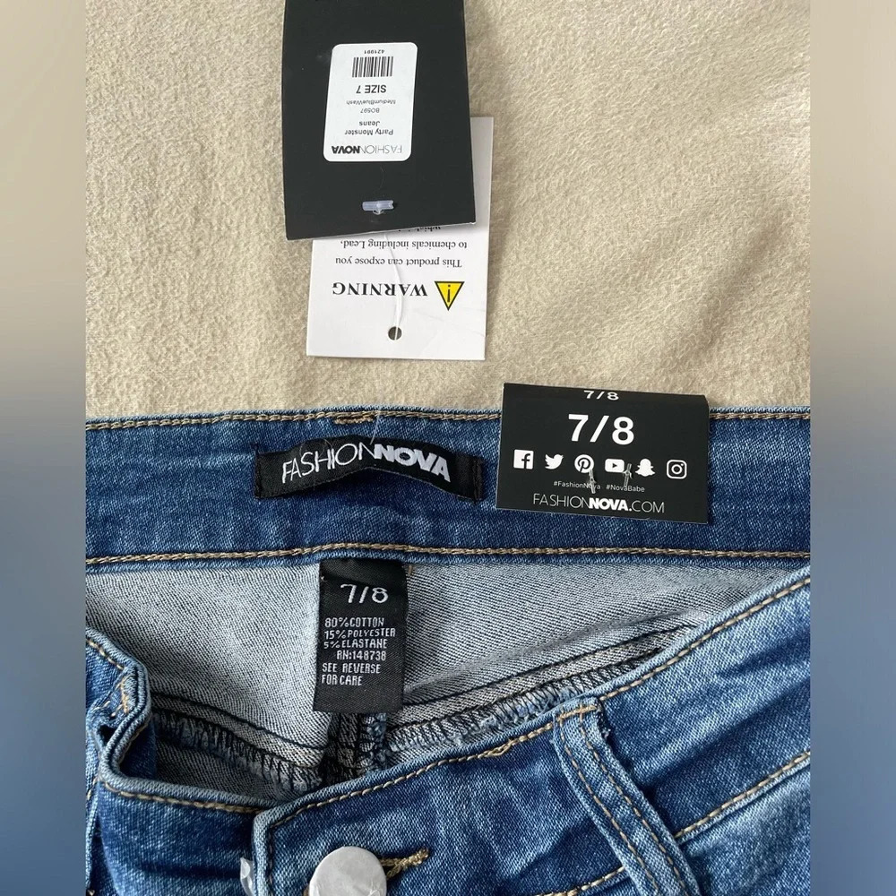 Fashion Nova Party Monster Booty Lifter Skinny Jeans - Picture 5 of 8